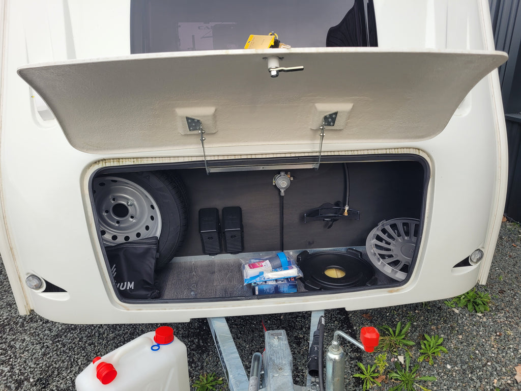 Silver MINI-290 (2025) – Caravane