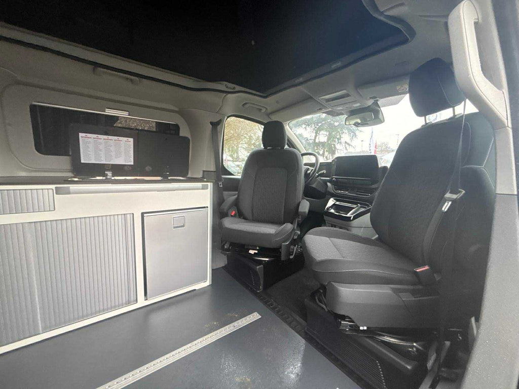 Font Vendôme AUTOCAMPER ELEGANCE (2026) – Van aménagé
